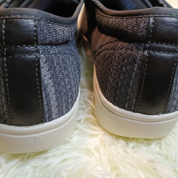 Youyun Diabetic Black and White Slip-On Sneakers/X - Wide Velcro Shoe/Unisex - Picture 8 of 13